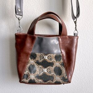 NWOT Crystalyn Kae Vegan Mini Troubadour Tote Snake Print Brown Gray